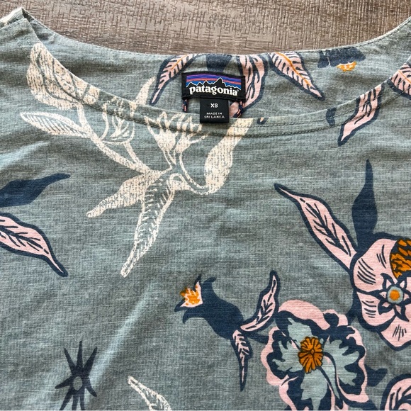 Patagonia XS Women’s Shirt - Picture 4 of 7